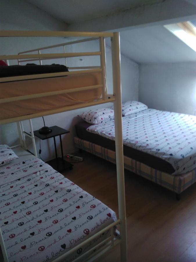Crew Lighthouse Hostel Antibes Buitenkant foto