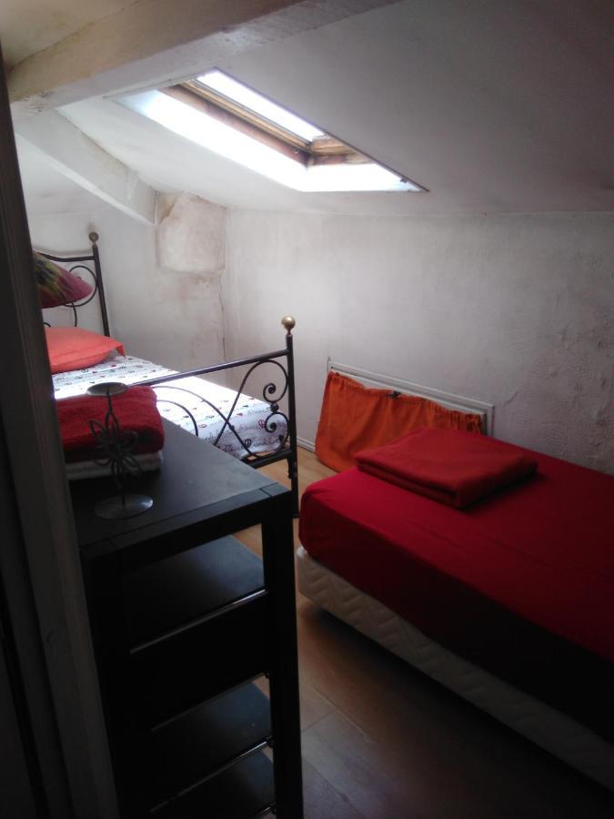 Crew Lighthouse Hostel Antibes Buitenkant foto