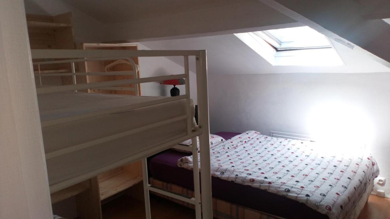 Crew Lighthouse Hostel Antibes Buitenkant foto