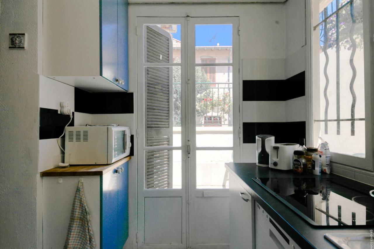 Crew Lighthouse Hostel Antibes Buitenkant foto