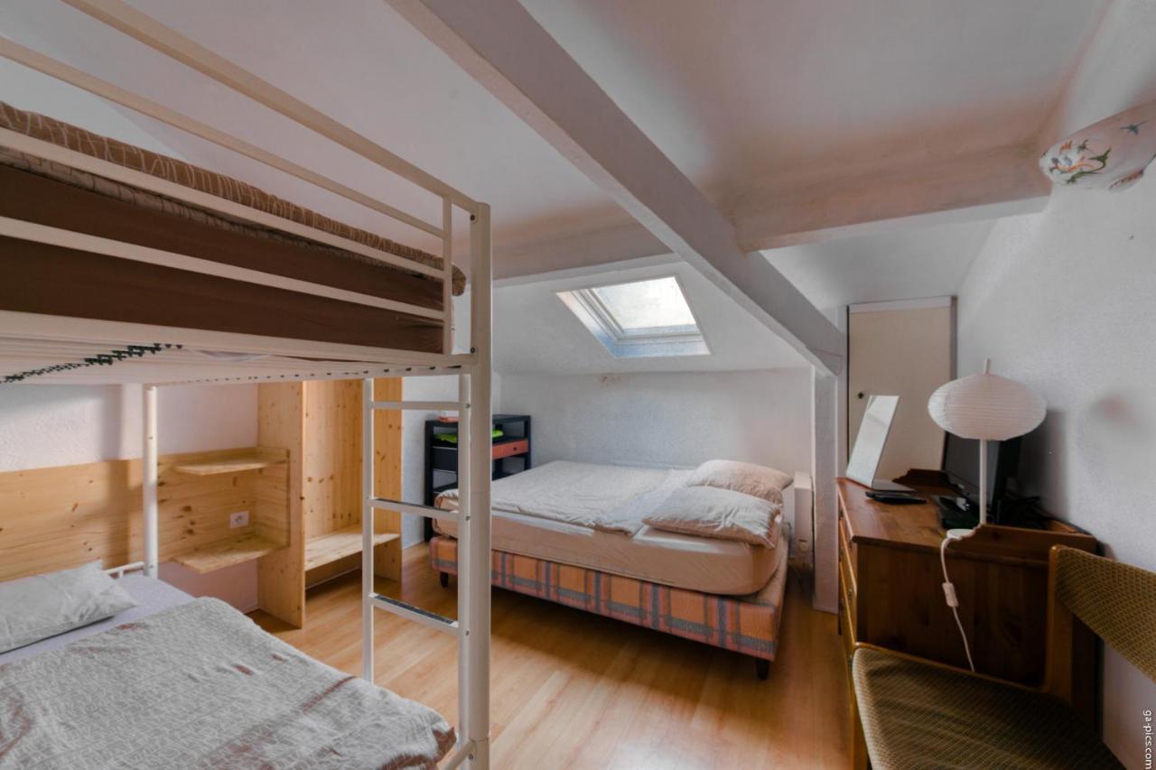 Crew Lighthouse Hostel Antibes Buitenkant foto