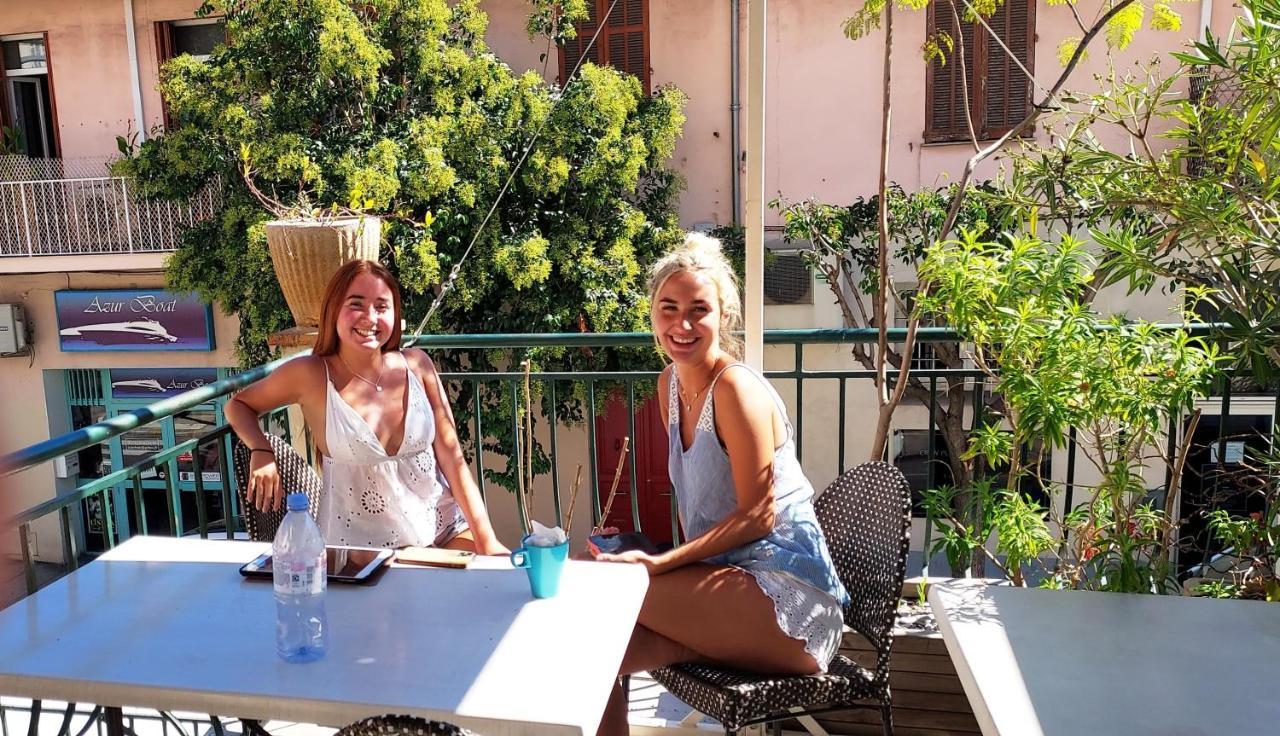 Crew Lighthouse Hostel Antibes Buitenkant foto